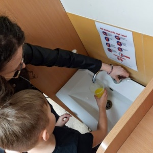 POZNAWANIE przez EKSPERYMENTOWANIE