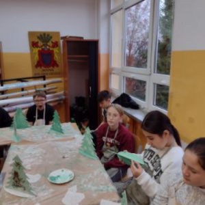 Świąteczne warsztaty plastyczne