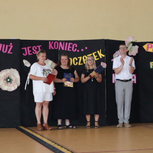 Tyle było dni.... - ósmoklasiści absolwentami