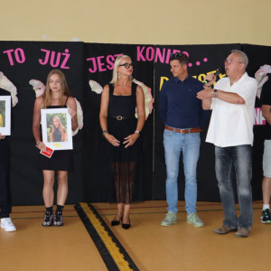 Tyle było dni.... - ósmoklasiści absolwentami