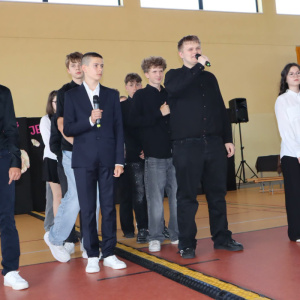 Tyle było dni.... - ósmoklasiści absolwentami